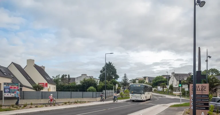 À Plouzané, les trajets changent au carrefour clé