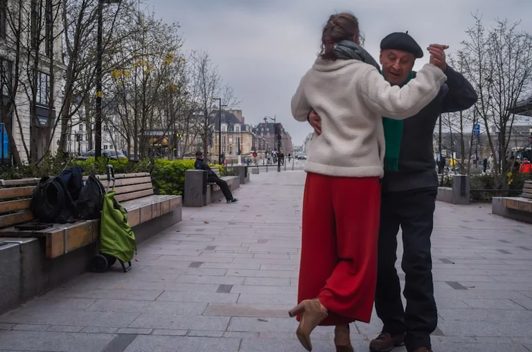 À Aix-en-Provence, le tango investit les places Comtales