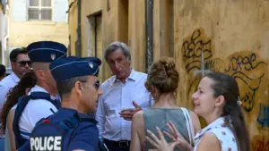 À Arles, des épiceries devront fermer la nuit