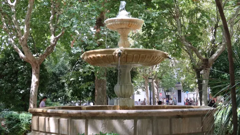 À Aubagne, deux fontaines changent les pauses d’été