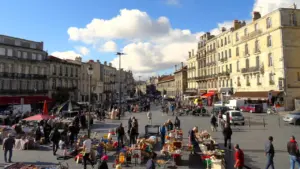 À Houilles, la braderie ouvre ses places aux exposants