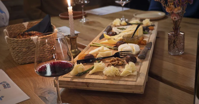À Montpellier, 5 vins et 5 fromages à accorder ce samedi