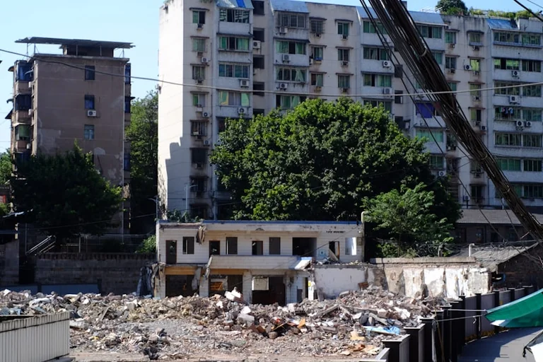À Vitry, un ancien parking prépare sa métamorphose