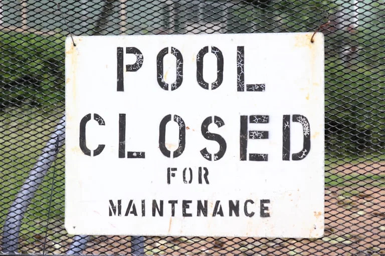 À Bondy, deux semaines sans piscine avant la reprise
