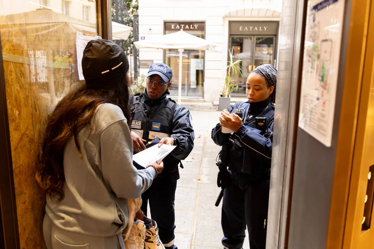Paris : ce que les habitants et commerçants doivent faire avant samedi midi